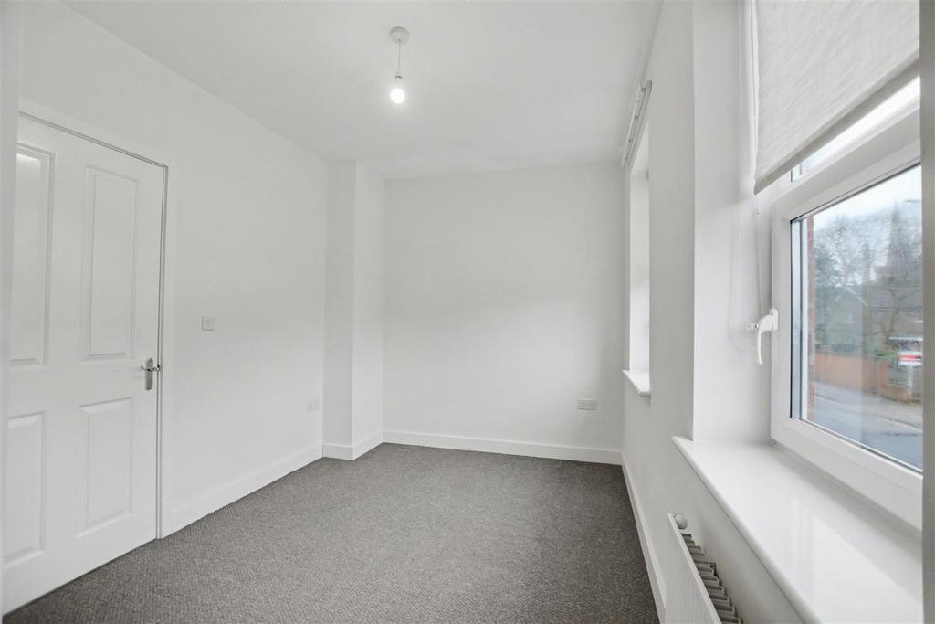 Bedroom 2 2.jpeg