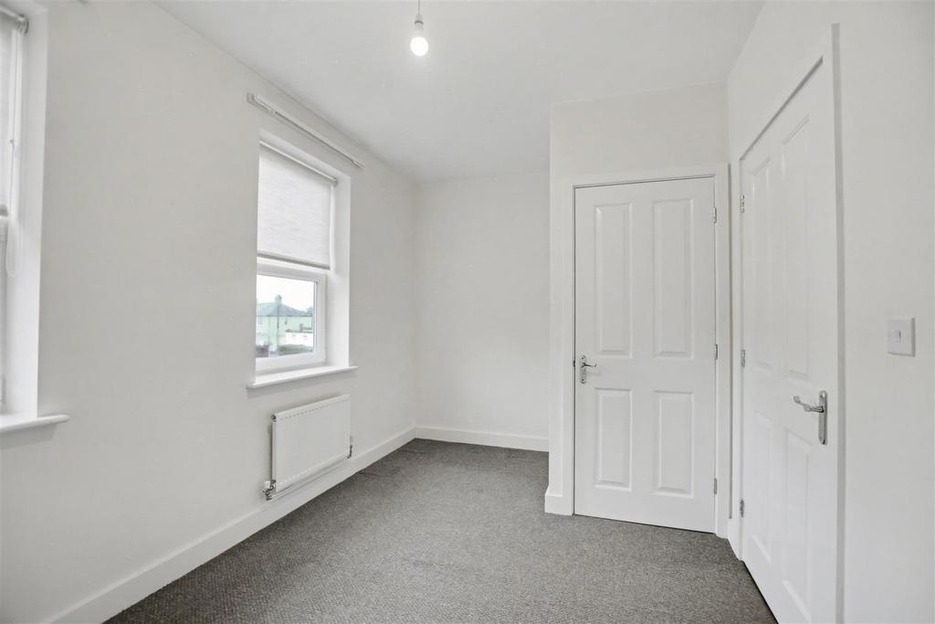 Bedroom 2 1.jpeg
