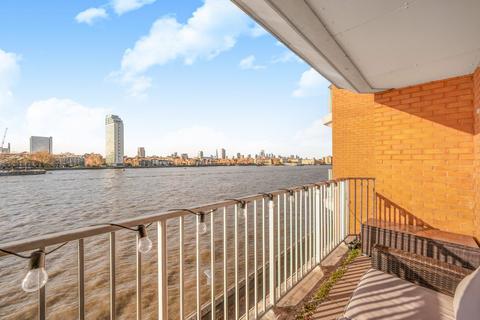 2 bedroom flat for sale, Poseidon Court, Homer Drive, London