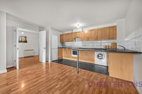 2 bedroom flat to rent, Lowestoft Mews, London