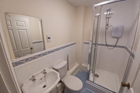 2 bedroom flat to rent, Beechwood Court, 21 Falkland Mount, Leeds, LS17