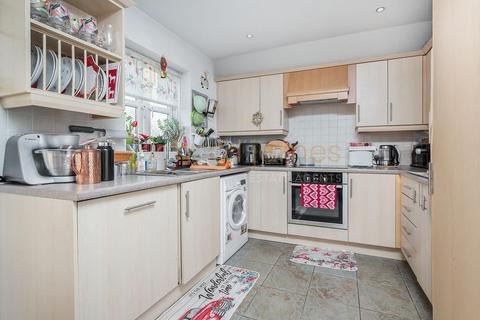 3 bedroom end of terrace house for sale, Colebrook Close, Mill Hill, NW7