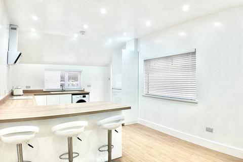 3 bedroom terraced house for sale, Gordon Road, Blackwood, NP12
