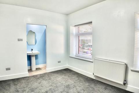 3 bedroom terraced house for sale, Gordon Road, Blackwood, NP12