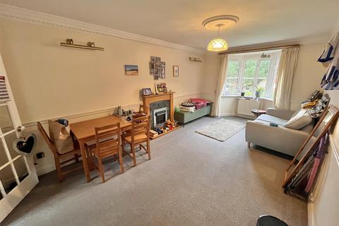 2 bedroom flat for sale, Ringstead Drive, Wilmslow