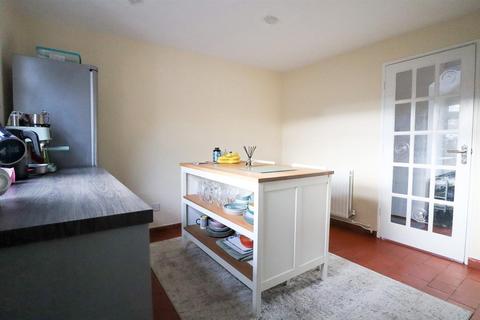 3 bedroom terraced house for sale, Elm Close, Oakham LE15