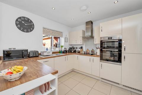 undefined, Myrtlewood Road, Bury St. Edmunds
