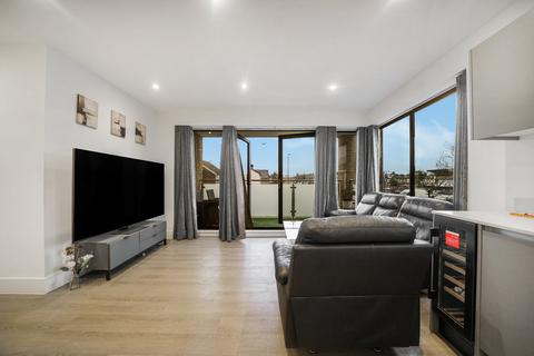 2 bedroom apartment for sale, Mitcham Road, Croydon, CR0