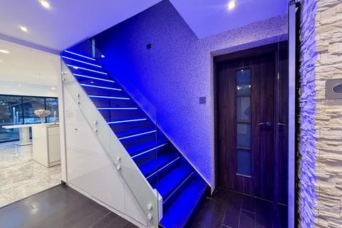 undefined, Ashworth Place, Church Langley