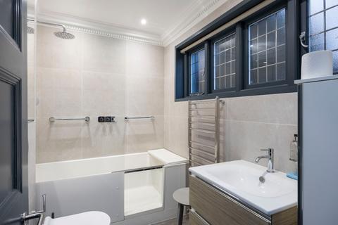 2 bedroom house for sale, Oxford Road, London