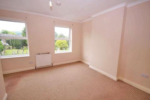 2 bedroom flat to rent, Charlton Kings GL53 8AP