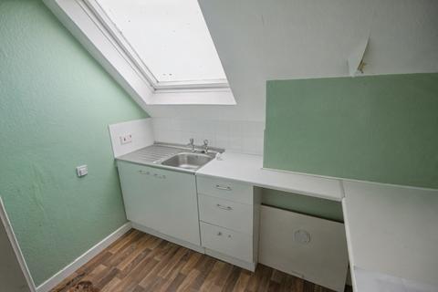undefined, Flat 5, 9 Cornwallis Gardens, Hastings TN34 1LP