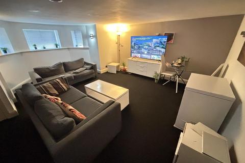 2 bedroom apartment to rent, Mottram Manor (1), Palatine Road, West Didsbury