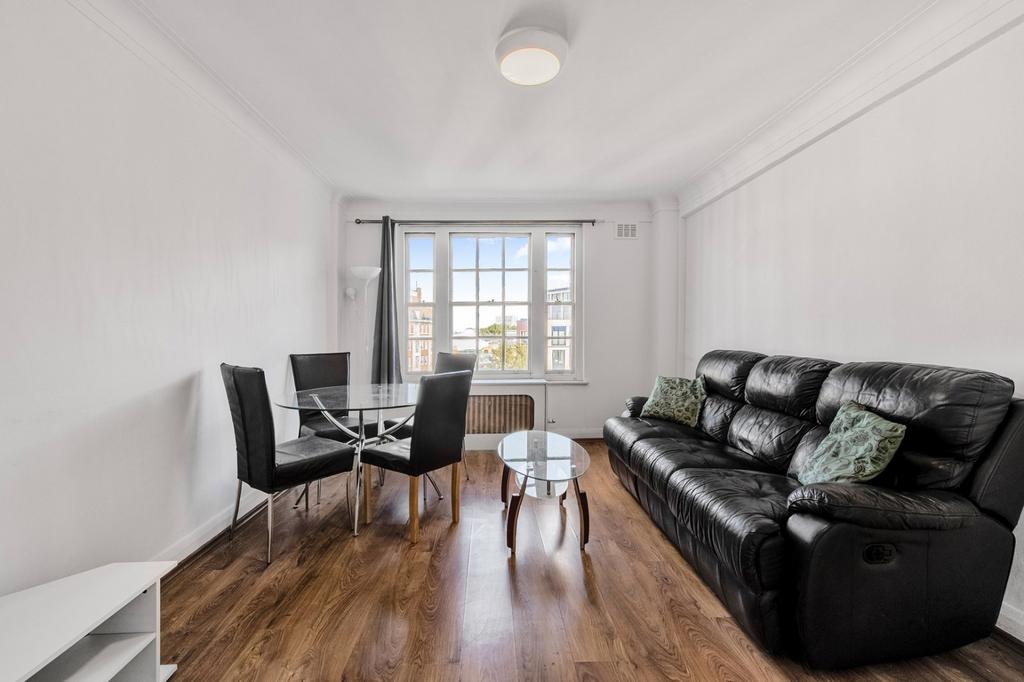 Apartment in Edgware Road - View 3