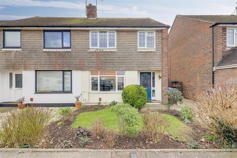 Cedar Avenue, Worthing, BN13
