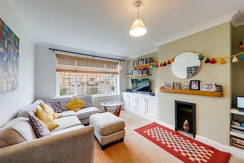 3 bedroom semi-detached house for sale, Cedar Avenue, Worthing, BN13