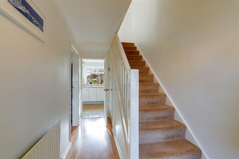 3 bedroom semi-detached house for sale, Cedar Avenue, Worthing, BN13