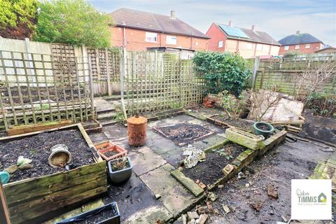 3 bedroom semi-detached house for sale, Middlefield Road, Bentilee, Stoke-On-Trent
