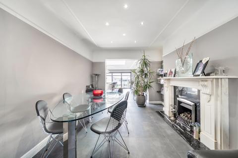 4 bedroom semi-detached house for sale, Ivanhoe Drive, Harrow