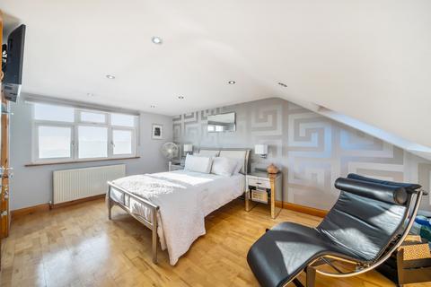 4 bedroom semi-detached house for sale, Ivanhoe Drive, Harrow