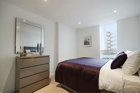 1 bedroom apartment to rent, Pinnacle Apartments, 11 Saffron Central Square, Wellesley Road, CR0