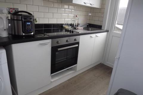 1 bedroom house of multiple occupation to rent, The Broadway, Southend-on-Sea SS1