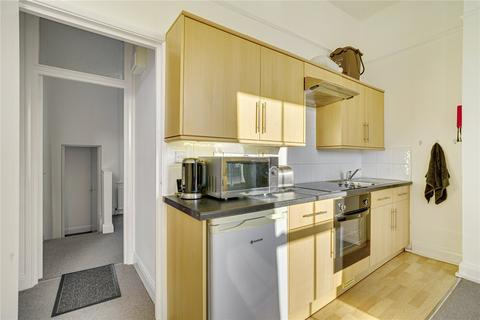 1 bedroom apartment for sale, St. John's Hill, SW11