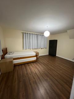 undefined, Green Street, London E13