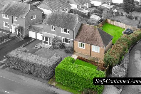 4 bedroom detached house for sale, Eridge Road, Crowborough, TN6