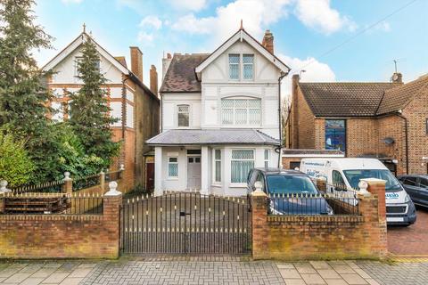 5 bedroom house for sale, Conyers Road, London SW16