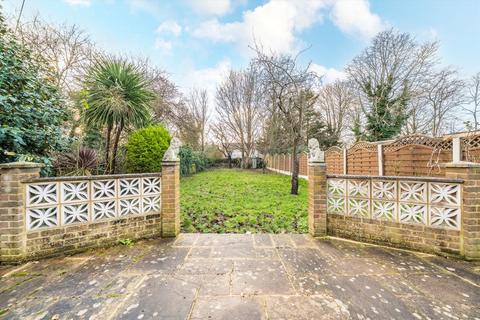 5 bedroom house for sale, Conyers Road, London SW16