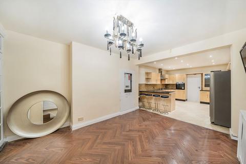 5 bedroom house for sale, Conyers Road, London SW16
