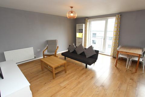2 bedroom flat to rent, Lochend Park View, Lochend, Edinburgh, EH7