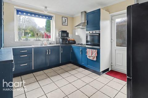 3 bedroom semi-detached house for sale, Tees Drive, Noak Hill
