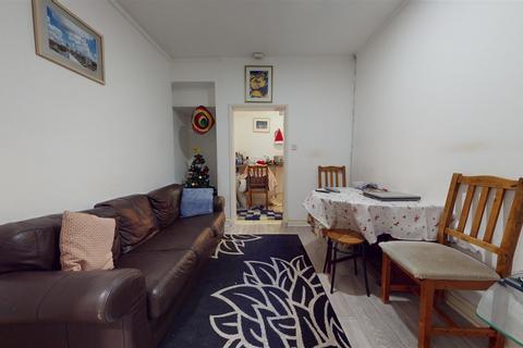 1 bedroom flat to rent, Harrow Road, Kensal Green NW10