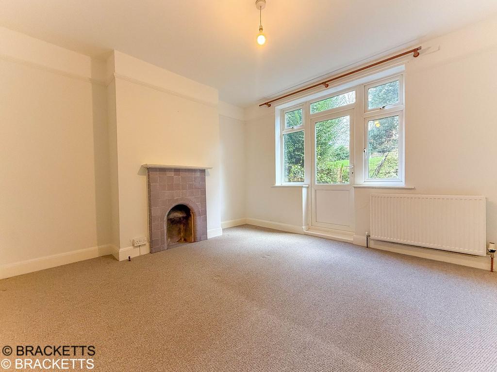 Main Bedroom  could also be the living room