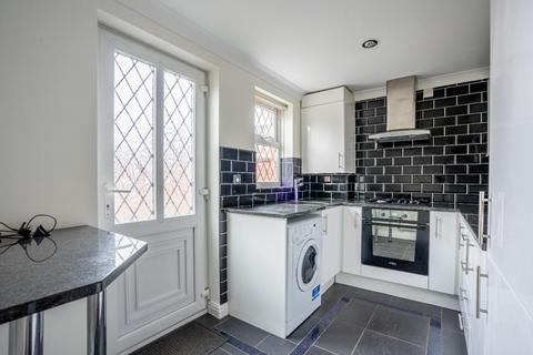 2 bedroom townhouse for sale, Aldborough Way, York