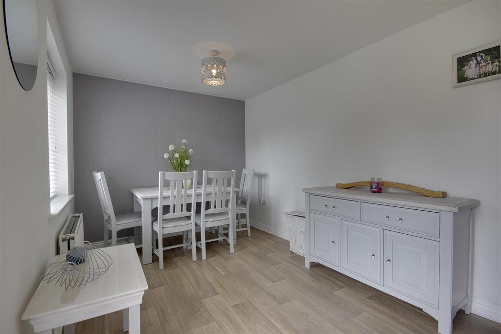 Dining / Day Area