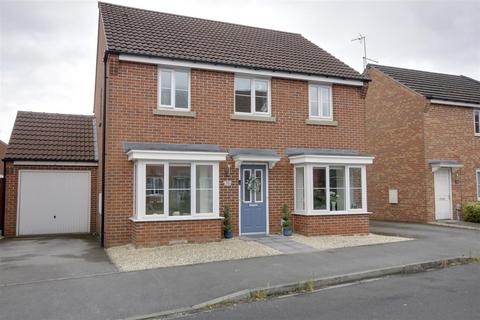 4 bedroom detached house for sale, Kingscroft Drive, Welton