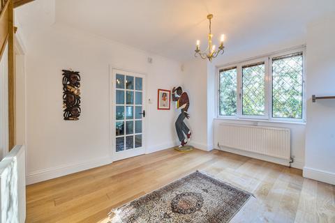 4 bedroom detached house for sale, Portsmouth Road, Camberley, Surrey, GU15