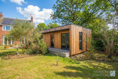 5 bedroom detached house for sale, Keswick Close, Cringleford