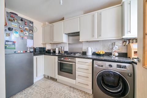 3 bedroom end of terrace house for sale, Lintham Drive, Gloucestershire BS15