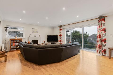 undefined, Kerdistone Close  Potters Bar