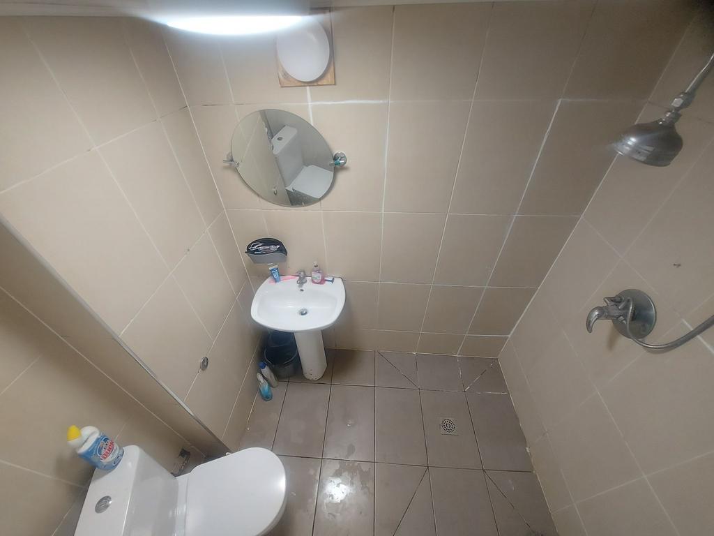 Photograph 4
