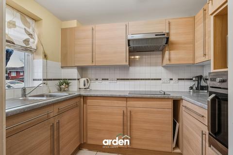 undefined, St. Nicolas Gardens, Awdry Court, B38