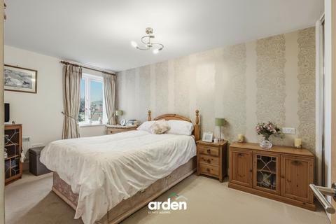 undefined, St. Nicolas Gardens, Awdry Court, B38