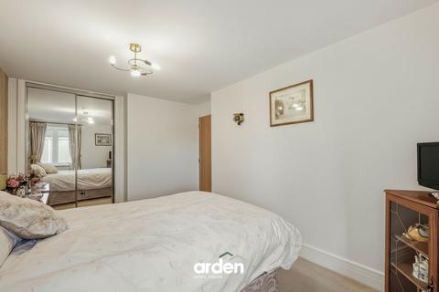 undefined, St. Nicolas Gardens, Awdry Court, B38