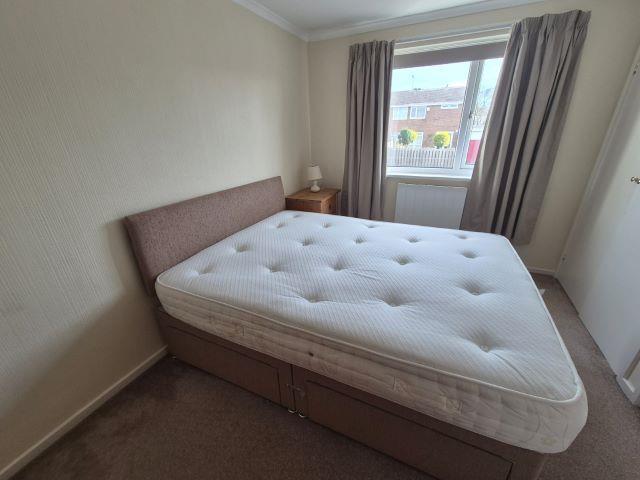24 Cauldwell Place Bedroom.jpg
