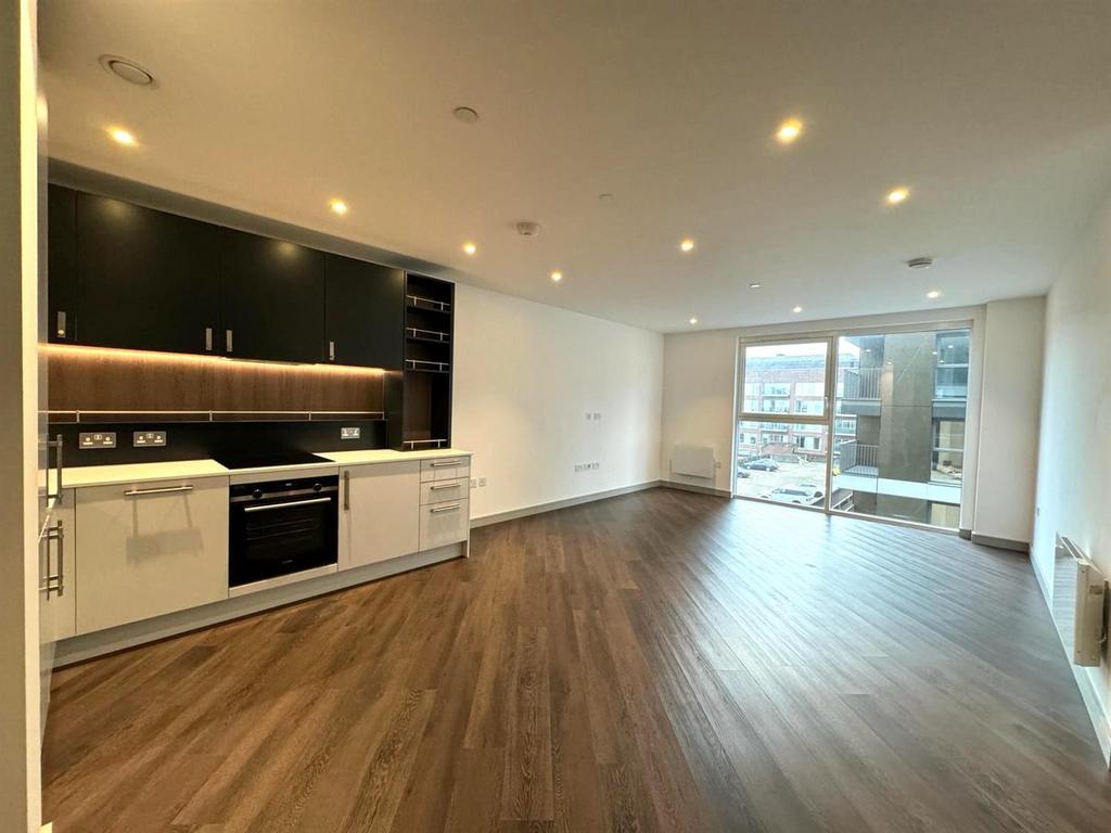 Living room pic 1.jpeg