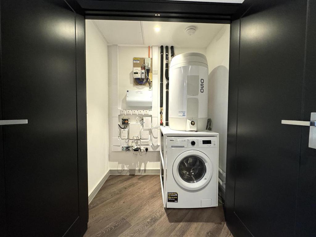 Airing cupboard.jpg
